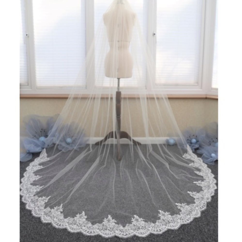 Bespoke Cathedral Veil